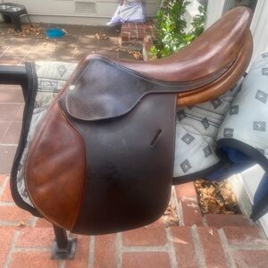 17” butet L seat 2004 saddle